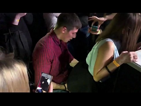 ❤️ Tinuod nga sekso sa usa ka nightclub sa Russia. Ang 18-anyos nga Ruso nga babaye sa anus ug puwerta nakighilawas sa usa ka nightclub ❤️❌ Porno sa ceb.videolucrativo.top ﹏