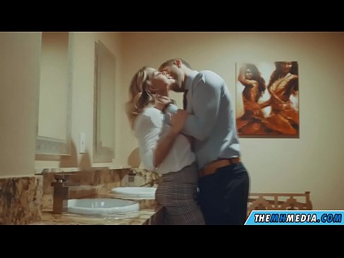 ❤️ Kung ang usa ka busty blonde naghaylo kanimo sa usa ka publiko nga kasilyas ❤️❌ Porno sa ceb.videolucrativo.top ﹏